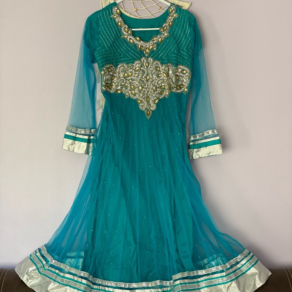 Gorgeous party dress 👗